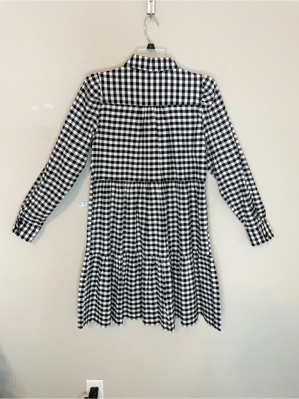 Crown and Ivy Black and White Gingham Shirt Dress with Pockets- size XS - Picture 5 of 12
